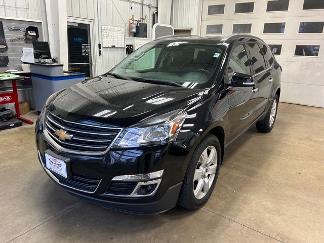 Used 2016 Chevrolet Traverse 1LT with VIN 1GNKVGKD2GJ199597 for sale in Paynesville, MN