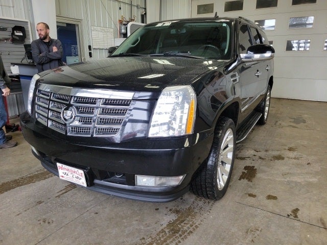 Used 2008 Cadillac Escalade Platinum Edition with VIN 1GYFK63878R211335 for sale in Paynesville, Minnesota